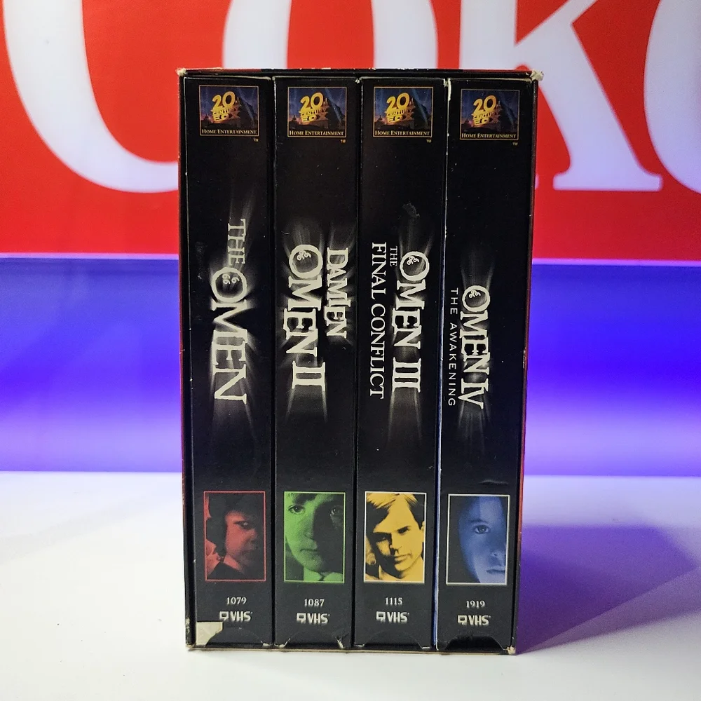 The Omen Collection VHS Box Set - Picture 3 of 8